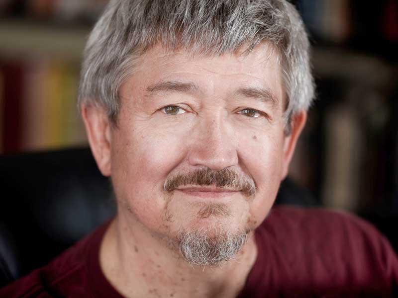 المؤلف تميم أنصاري