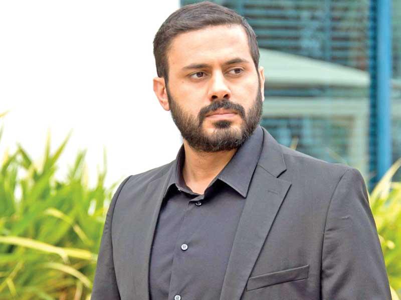 الفنان عبدالله بوشهري 