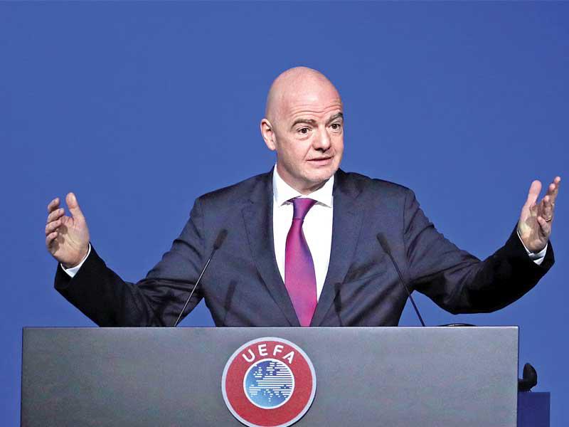 رئيس الاتحاد الدولي لكرة القدم (الفيفا)  جاني إنفانتينو
