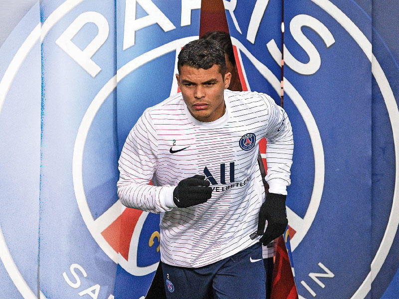 مدافع باريس سان جرمان تياغو سيلفا 