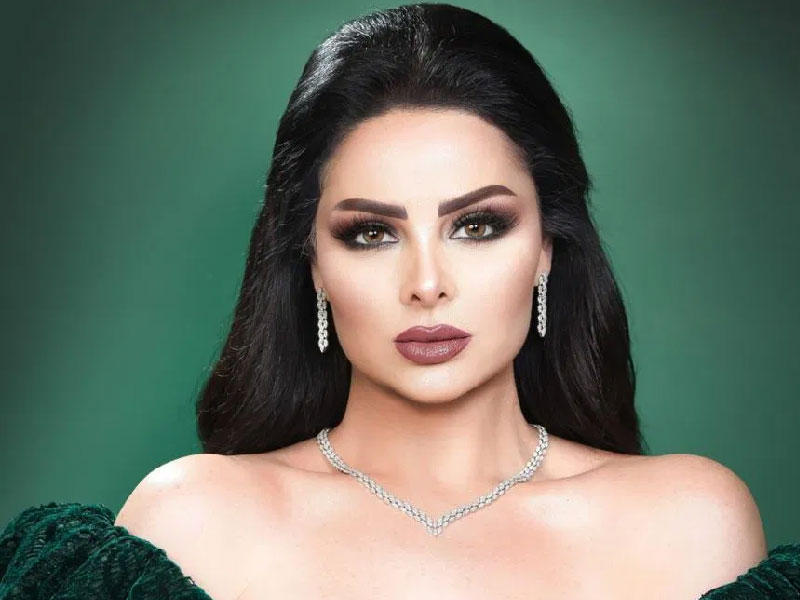  النجمة الأردنية ديانا كرزون