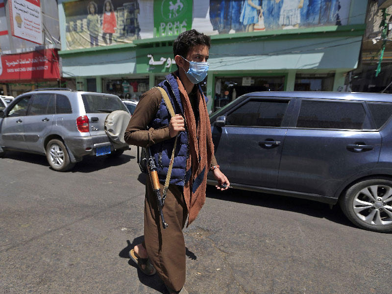 تقدم يمني في البيضاء ومعارك دامية بالحديدة