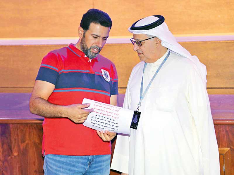 الريس وعلي حسن في الكواليس