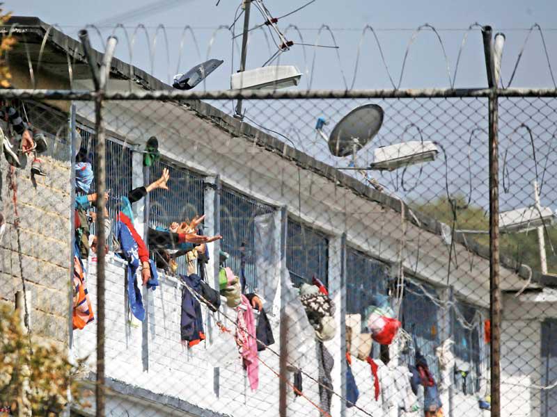 مقتل 23 بشغب داخل سجن في كولومبيا