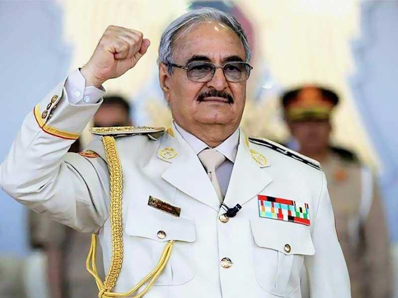 قائد الجيش الوطني الليبي المشير خليفة حفتر