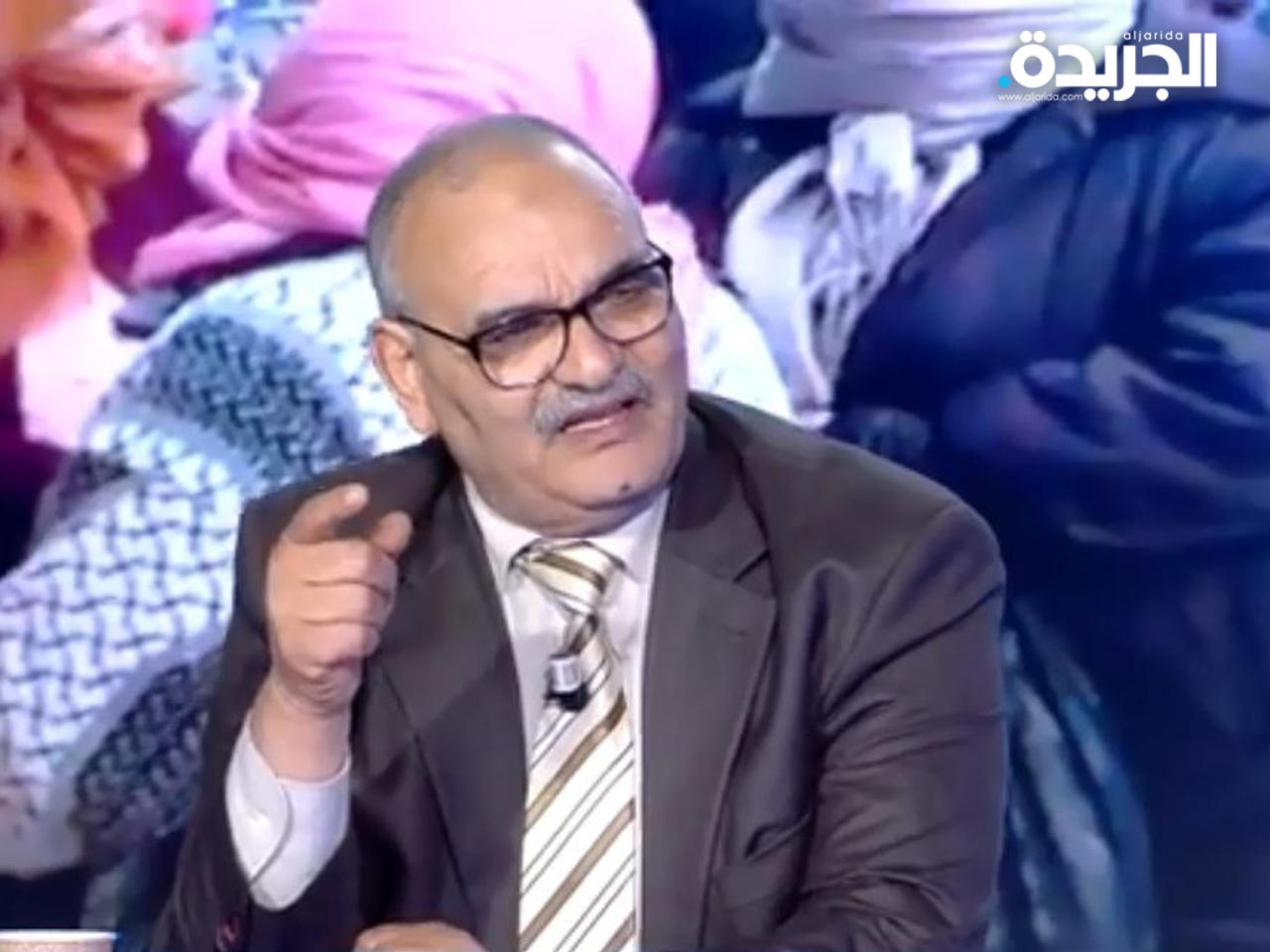  وزير التجارة التونسي محمد المسيليني أثناء اللقاء المتلفز