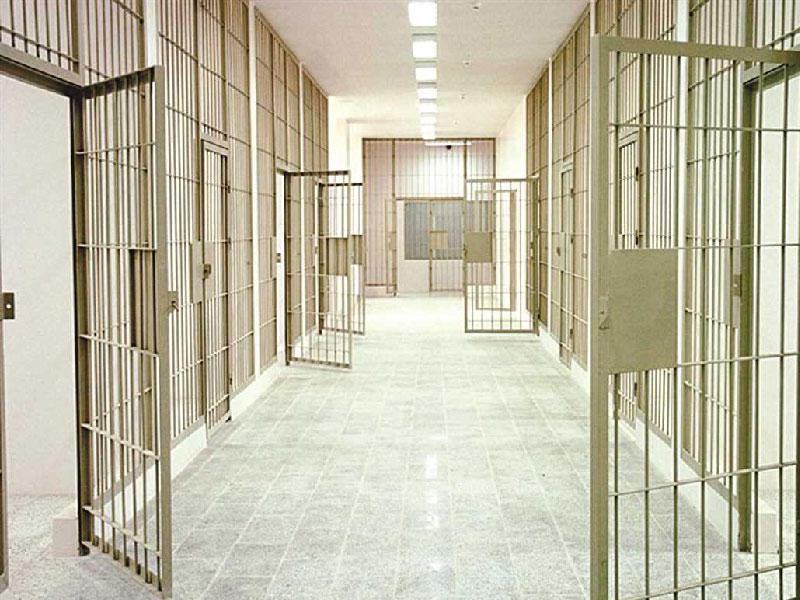 إفراج مشروط عن 180 سجيناً n