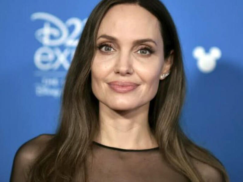 الممثلة ​أنجلينا جولي