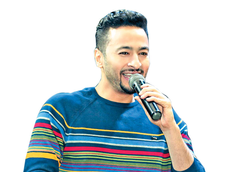 الفنان حمادة هلال 