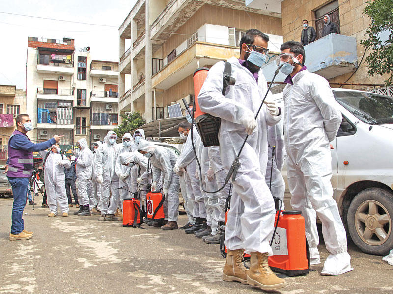 فيروس كورونا يثير هلع العالم بأسره