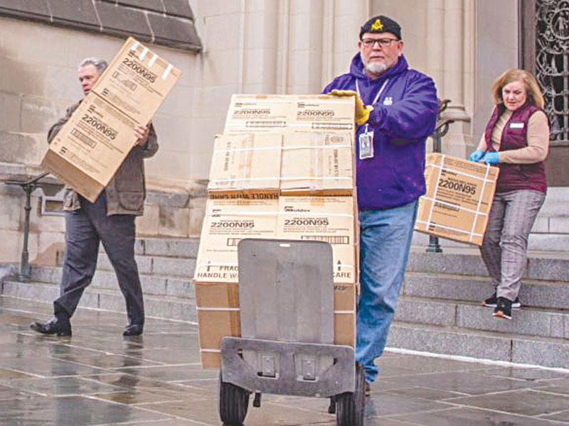 آلاف من الأقنعة التي تم العثور عليها في قبو كاتدرائية واشنطن