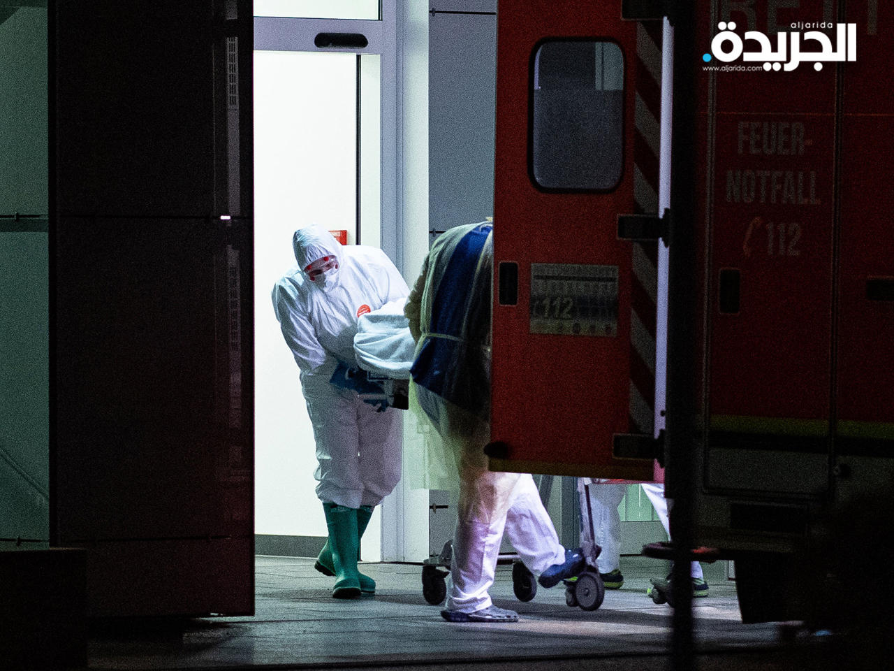 نقل أحد المصابين في مستشفى ألماني