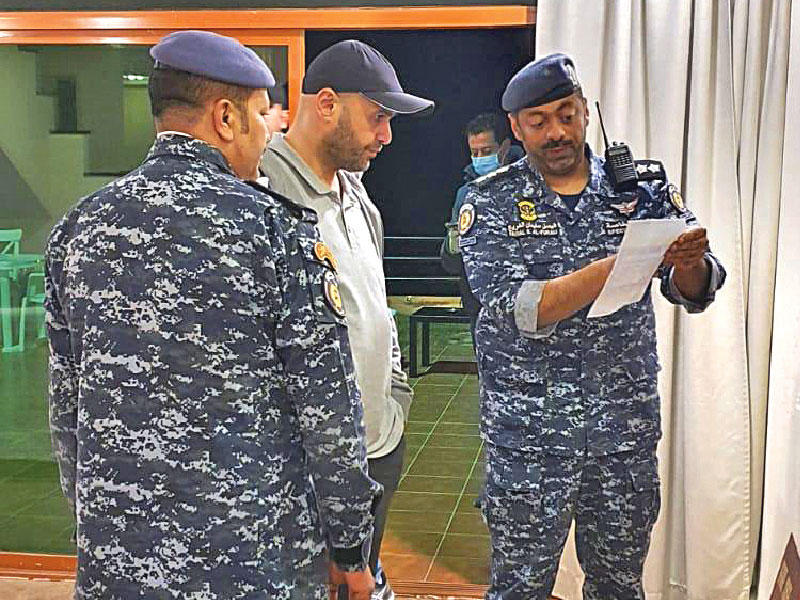 الصالح خلال تفقده أحد المحاجر