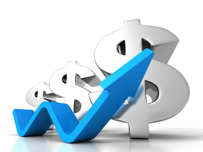 الدولار يرتفع مع بحث المستثمرين عن ملاذ آمن