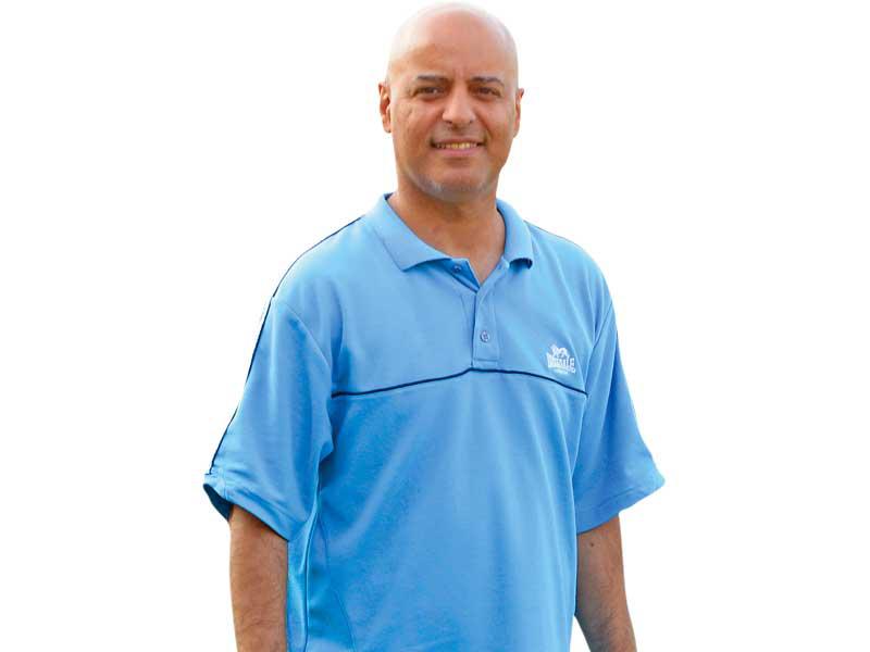  مدرب الفريق الأول لكرة القدم بنادي برقان، ماهر الشمري