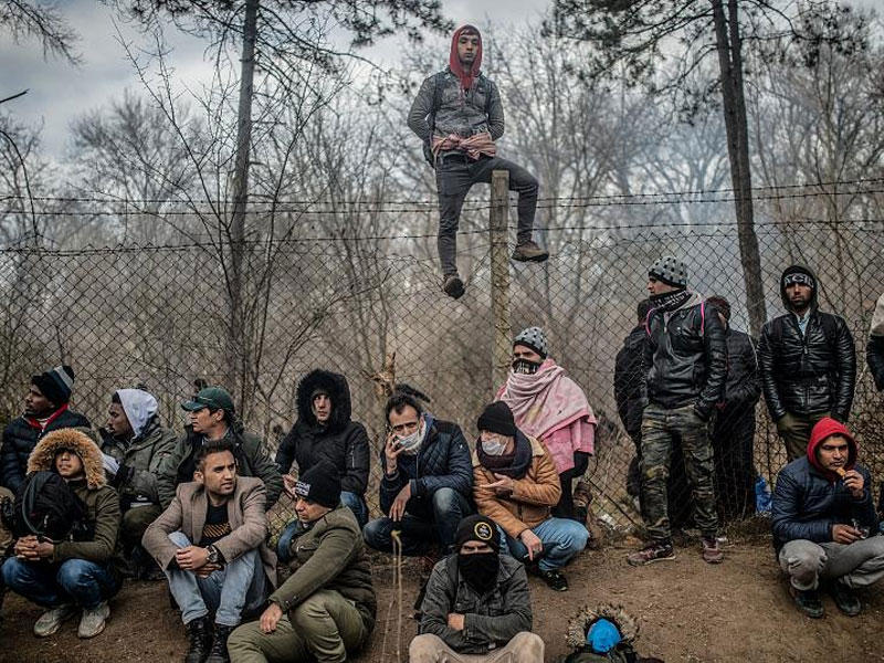 لاجئين من اليونان