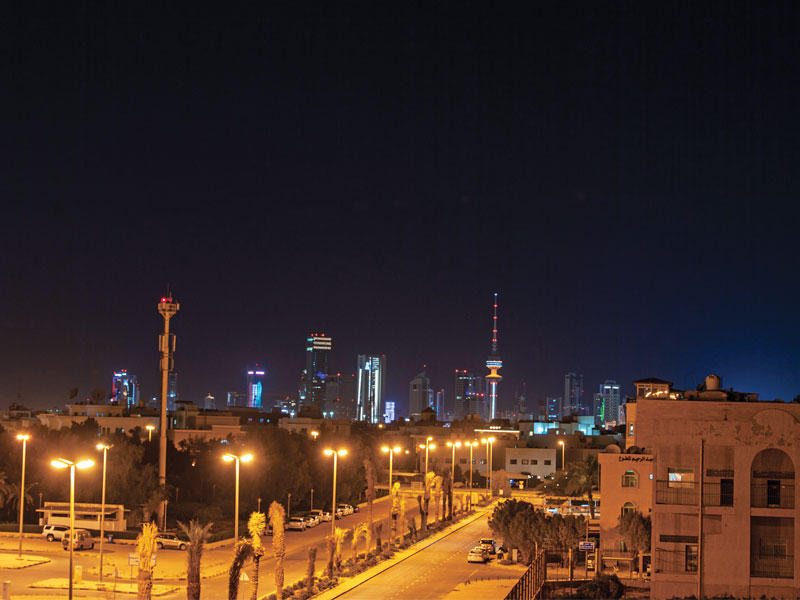 شوارع الكويت اثناء حظر التجوال (تصوير عبدالمجيد الشطي)    