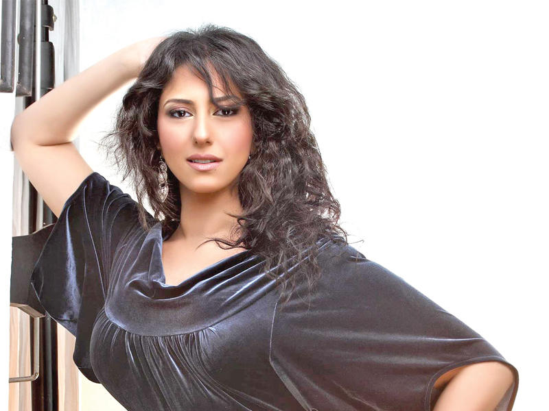 الفنانة حنان مطاوع