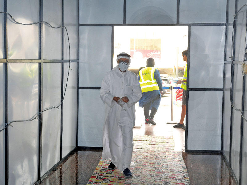 ممر «تعاونية بيان» للتعقيم الذاتي