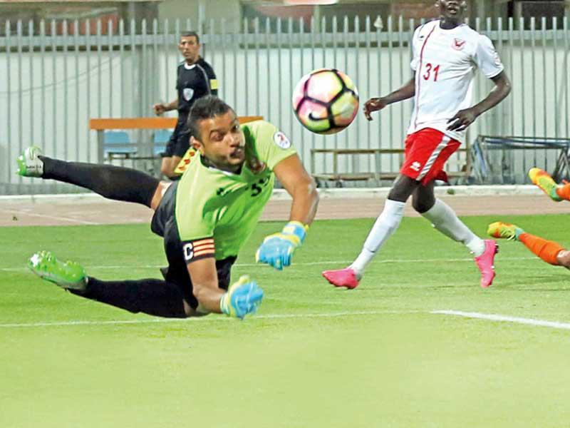  حارس كاظمة والمنتخب الوطني الأول لكرة القدم حسين كنكوني