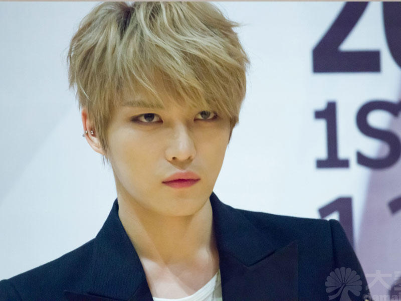 المغني كيم جايجونغ 