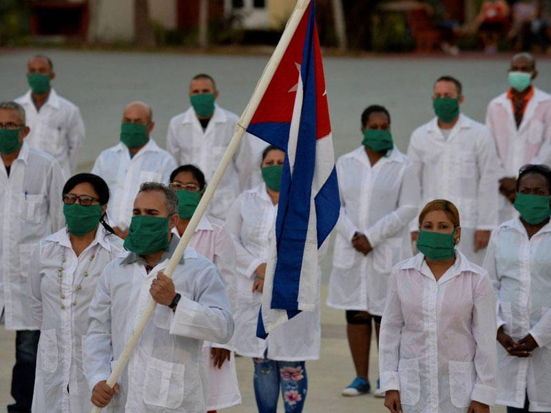 الأطباء الكوبيين 