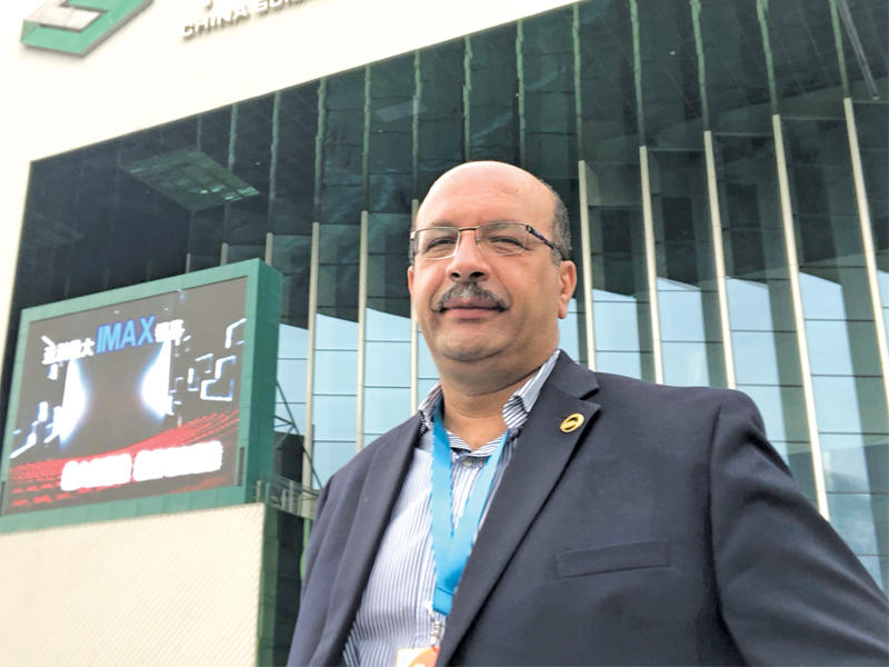 الأديب حسام الزمبيلي