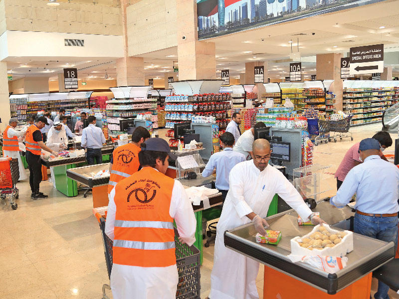 جانب من السوق الجديد بجمعية العقيلة      (تصوير جورج ريجي)