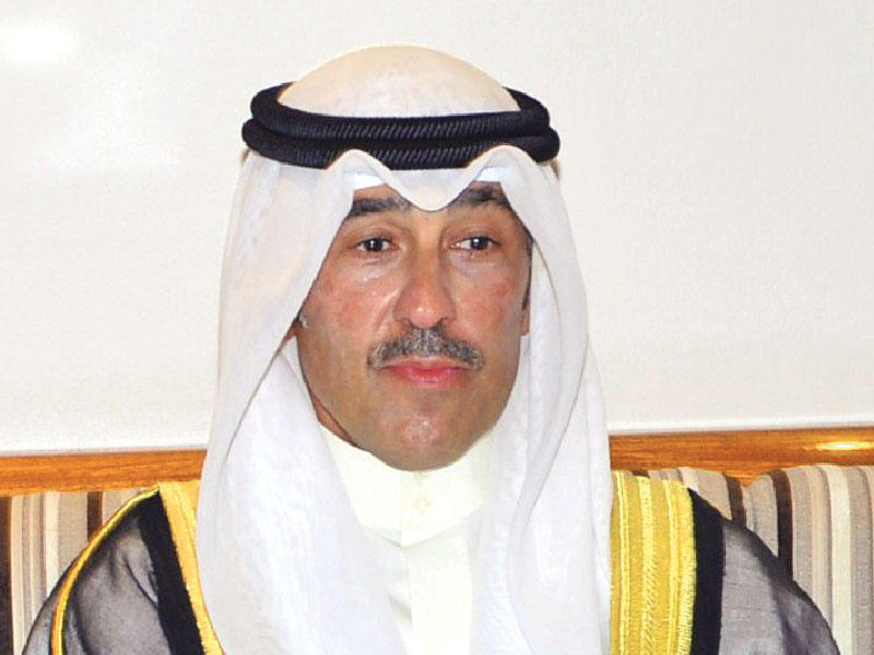 محافظ الأحمدي الشيخ فواز الخالد