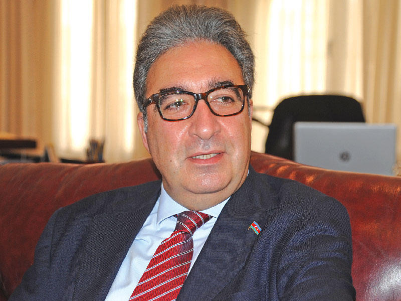  سفير أذربيجان في الكويت إيلخان قهرمان