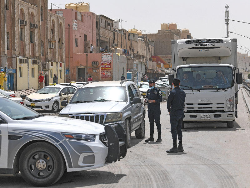 إجراءات أمنية في جليب الشيوخ أمس (تصوير نوفل إبراهيم)