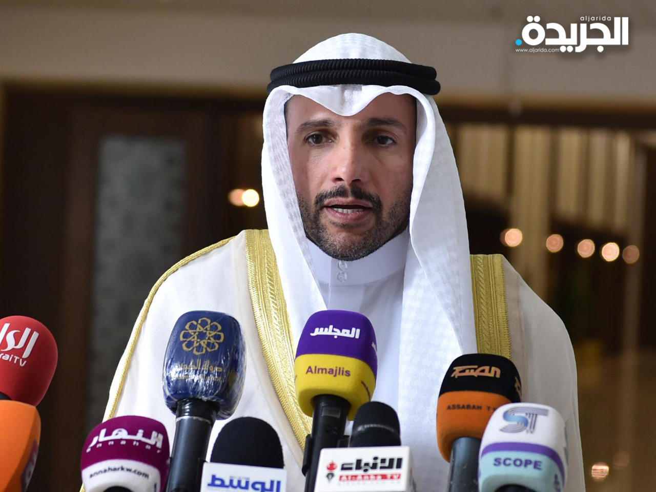 الغانم بعد الاجتماع متحدثاً للصحفيين