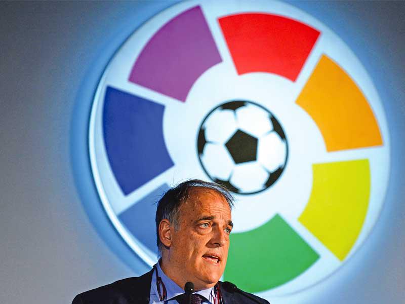  رئيس الاتحاد الإسباني لكرة القدم خافيير تيباس