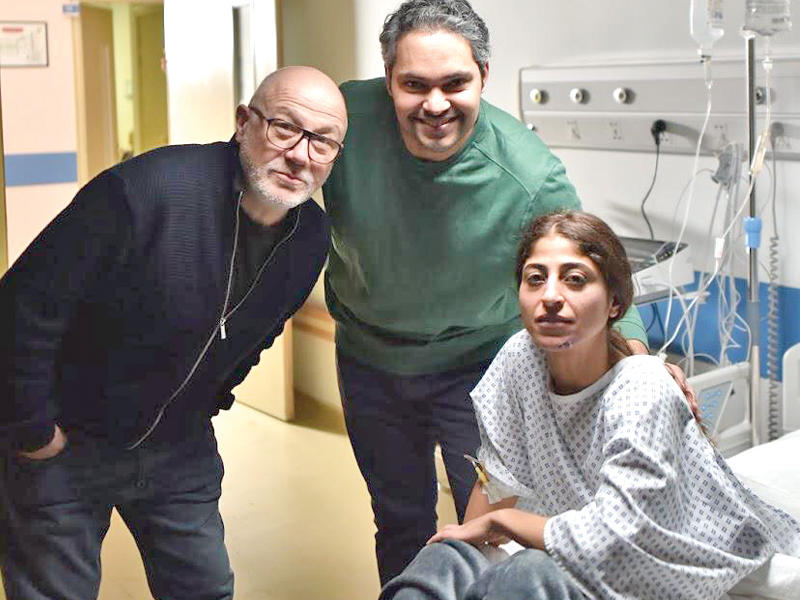 الدوسري والهاجري والمخرج هنري بارجيس بكواليس «دموع فرح»