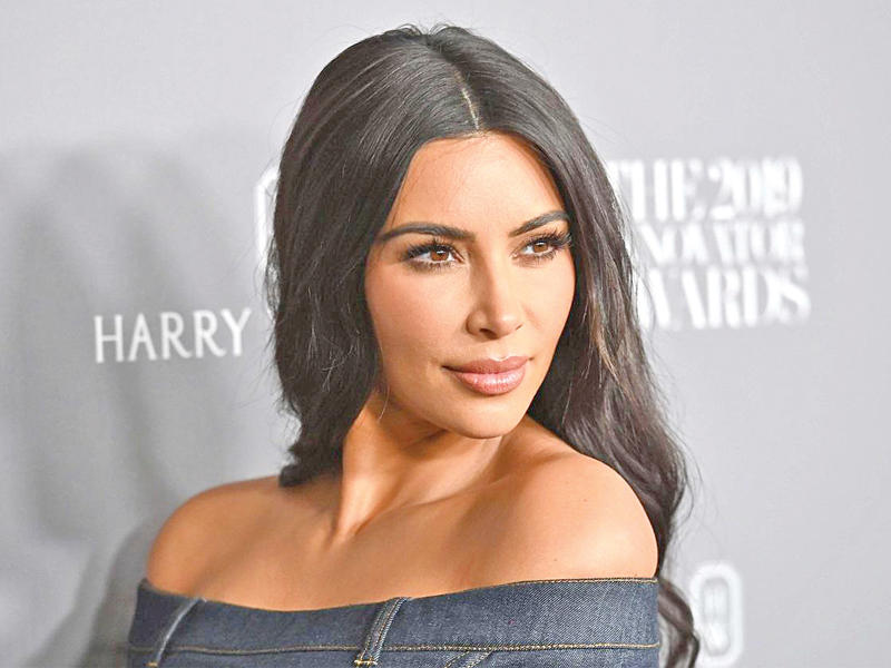 نجمة تلفزيون الواقع ​كيم كارداشيان