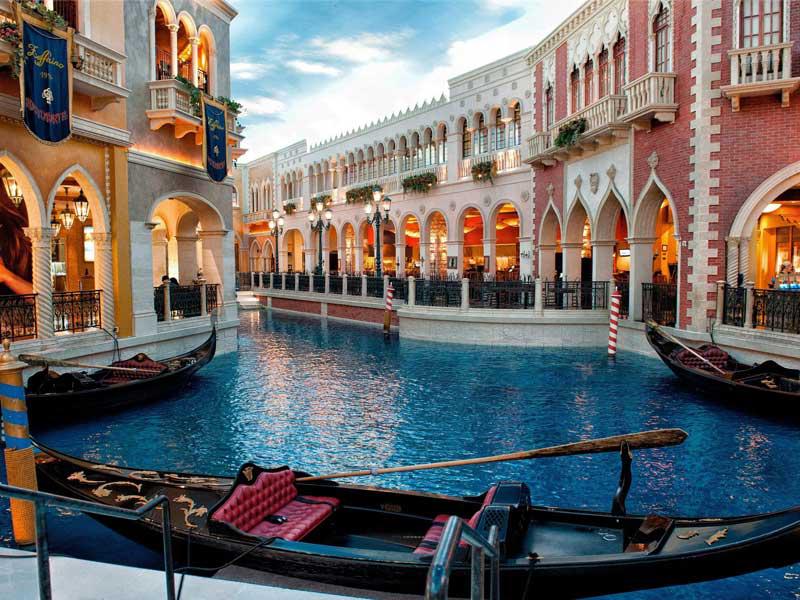 قطاع السياحة في إيطاليا تقلقه العودة الصعبة إلى الحياة