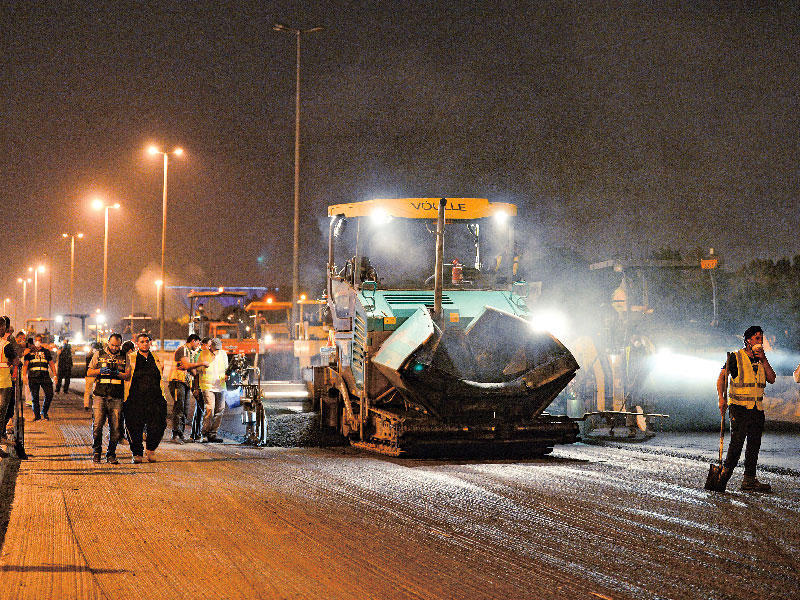 ورشة سفلتة الدائري الخامس