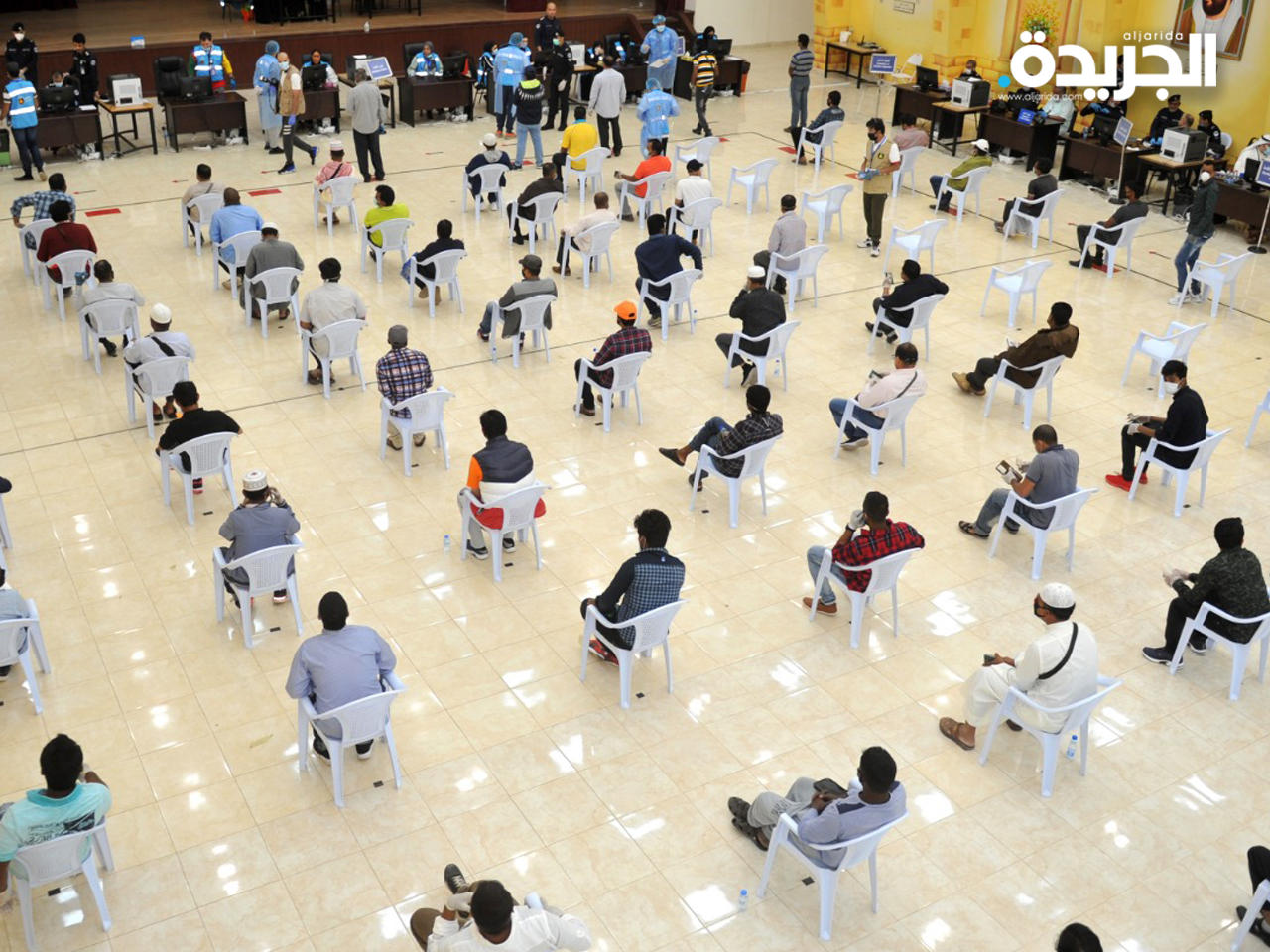 جانب من صالة استقبال مخالفي الاقامة وانجاز معاملات المغادرة