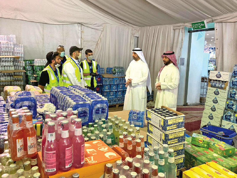 جانب من الجولات التفتيشية على «التعاونيات»