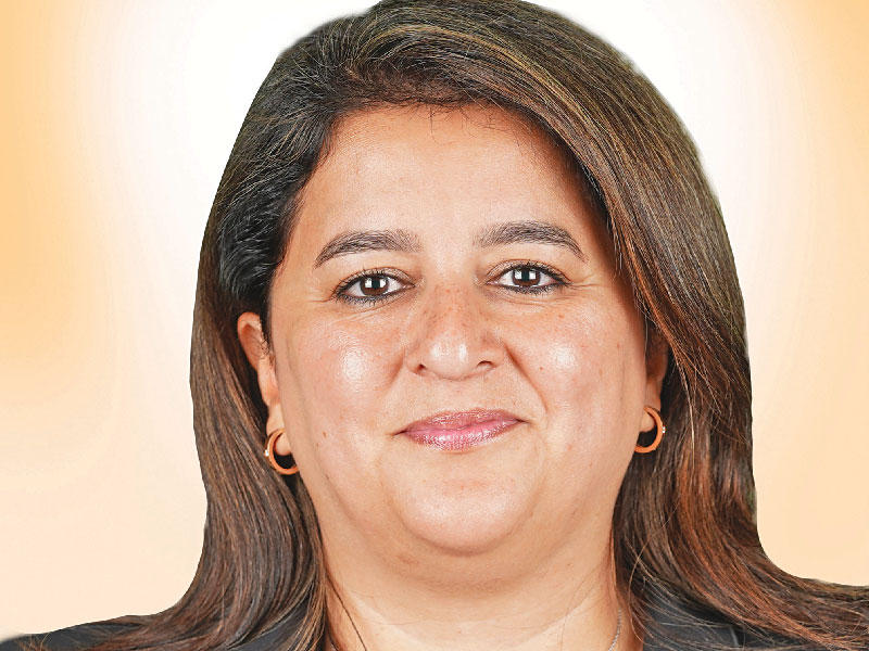  وزيرة الأشغال العامة وزيرة الدولة لشؤون الإسكان د. رنا الفارس