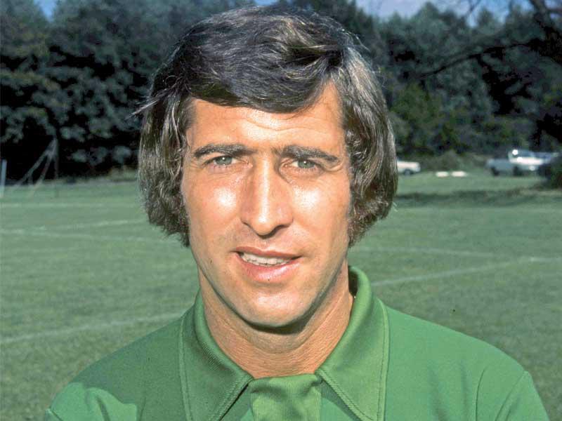 حارس تشلسي الأسطوري بيتر بونيتي 