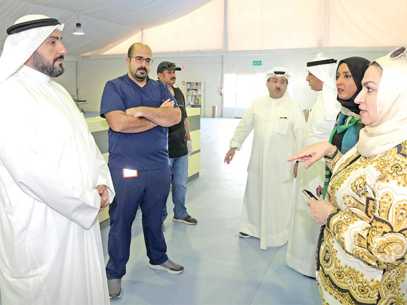 وزير الصحة يتفقد وحدة الطوارئ الميدانية