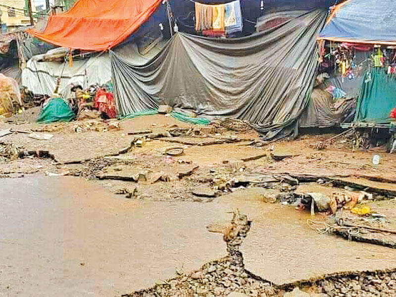 اثار السيول التي اجتاحت صنعاء 