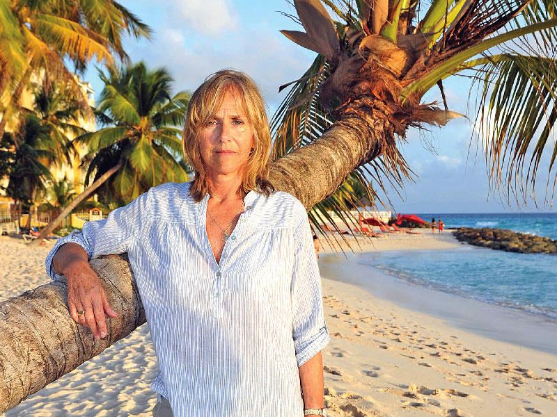 الممثلة والمنتجة العالمية ​هيلاري