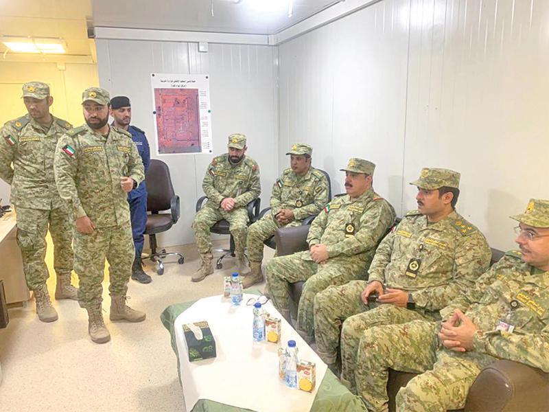 وكيل الحرس الوطني الفريق الركن هاشم الرفاعي متفقداً قوة الحرس