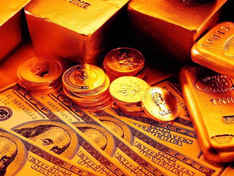 الدولار يعزز مكاسبه والذهب يتراجع