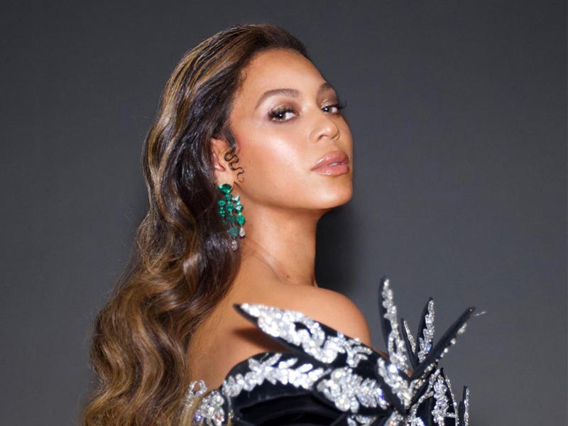 النجمة بيونسي