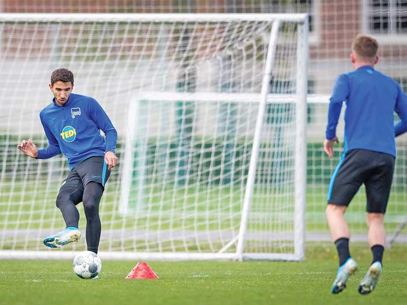 جانب من تدريبات نادي هرتا برلين الألماني