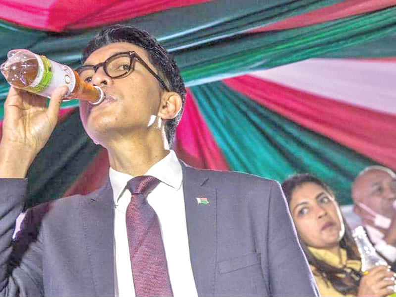 رئيس مدغشقر أندريه راغولينا 