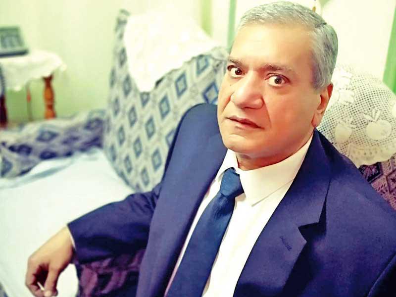 الناقد المصري أحمد رجب شلتوت